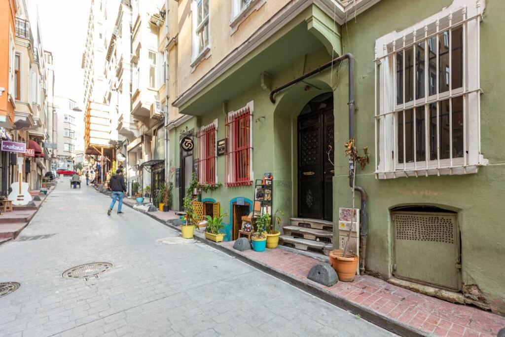 شقة Sincere Istanbul Experience In Galata Area. المظهر الخارجي الصورة